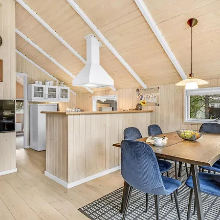3 Bedroom In Hvide Sande Holiday home Bjerregard